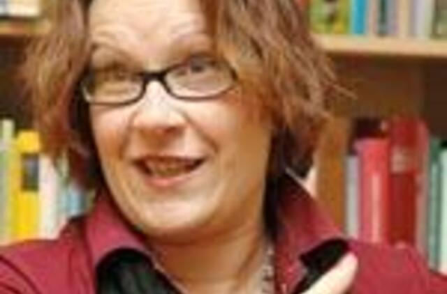 Moteris, mėgstanti operą ir hedonistinius džiaugsmus 