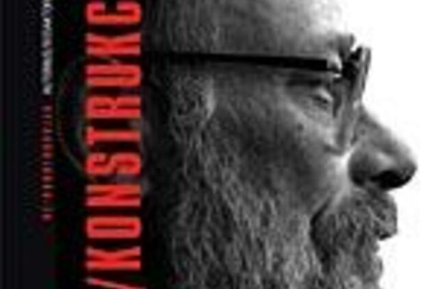 Apie "simuliakro" rekonstrukciją į "postula(t)rą" 