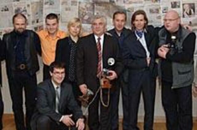 Fotoreporteriai eksponuoja merą 