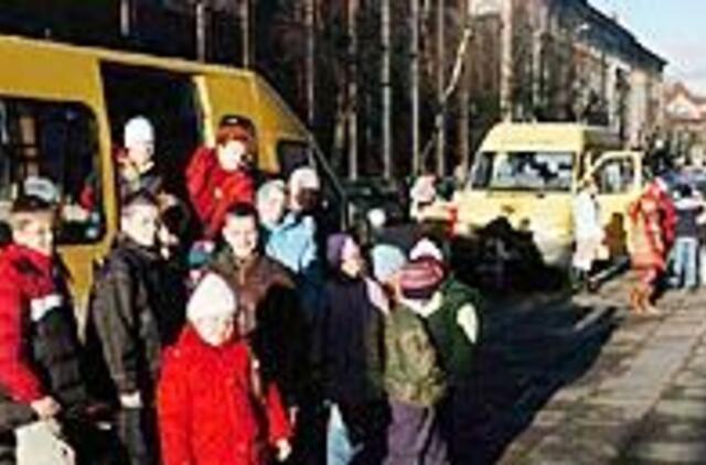 ROTARY klubai džiugina vaikus 