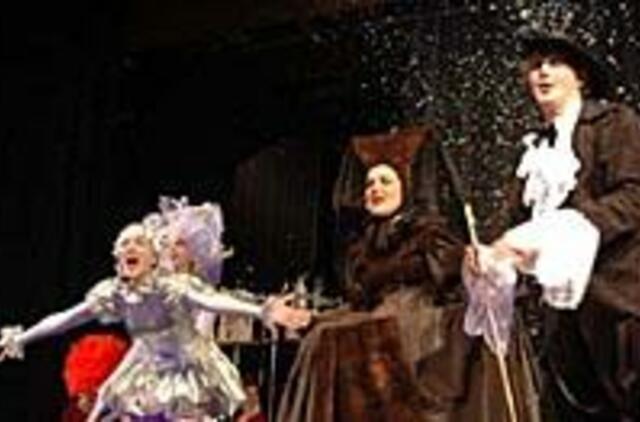 Žvejų rūmų scenoje pražydo "Ledo gėlė" 