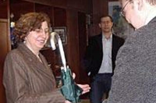 Vietoje derybų - pašnekesys be lyderių 