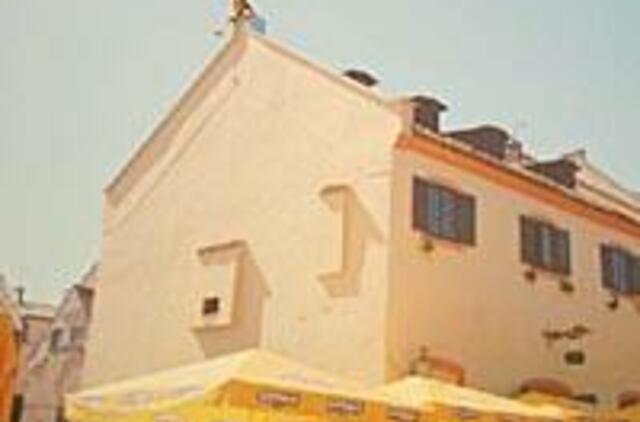 Senamiestyje laimę neš kaminkrėtys 