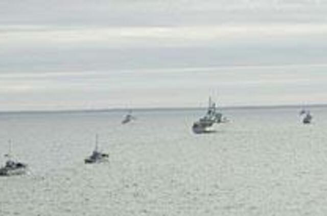 NATO laivai toliau "šukuoja" Lietuvos vandenis 