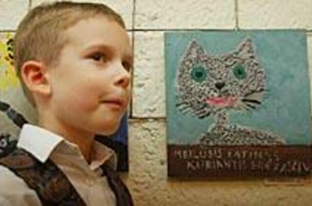 Nepaprastas - nuo ūsų iki uodegos 