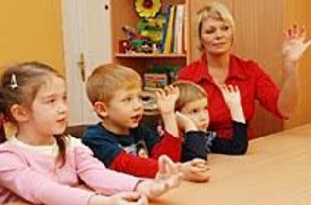 Natūraliai kalbėjimo raidai padeda ir pirštų masažas