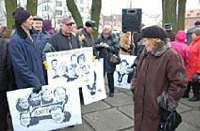 Protesto akcijos nesibaigia 
