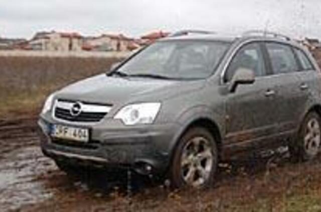 Pavėlavusia "Antara" - paskui "kloną"