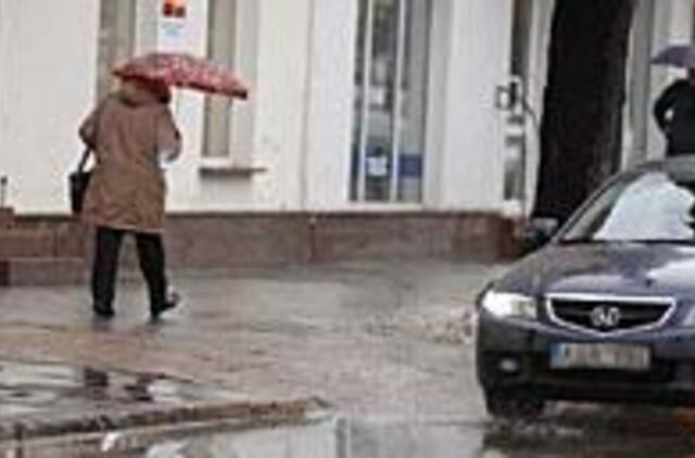 Pėsčiuosius taškantys vairuotojai gali būti baudžiami