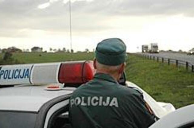 Karas su karu keliuose: 2008-aisiais naujovių dar bus