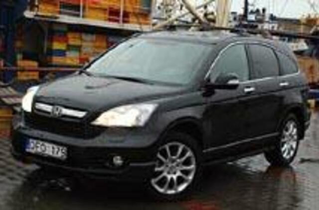 "Honda CR-V": "parketo" elegancija ir.. purvinos smulkmenos