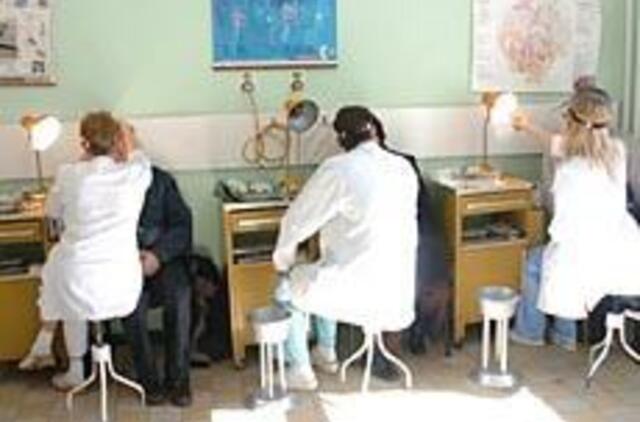 "Nematomi" pacientai supriešino medikus ir ligonių kasą 