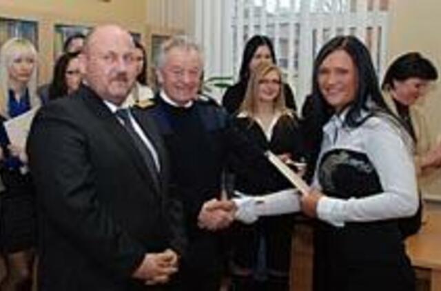 Mažiausiai vertinamas jūrininko profesijos įdomumas