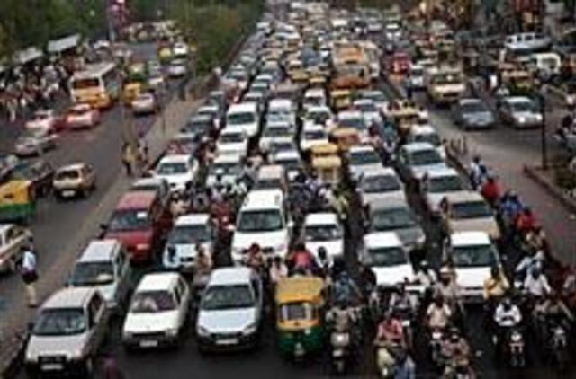 "Švaresni" automobiliai: laimės lobistai ar žalieji?