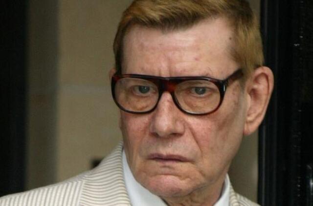 Yves Saint Laurent. Suteikęs moterims valdžią