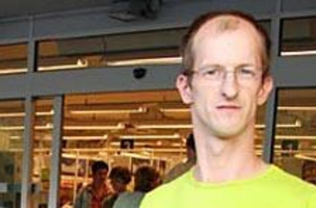 "Prisidirbę" vaikai - niekam nereikalingi