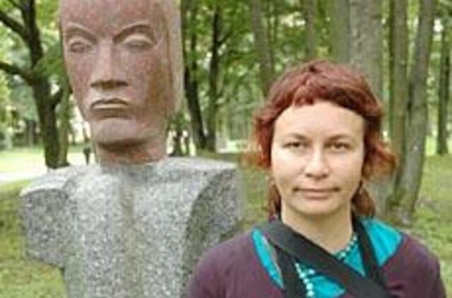 Po 30 metų Kentauras atgavo galvą 