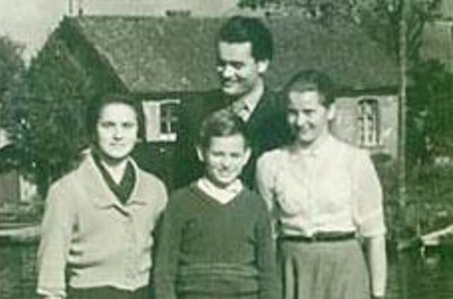 Klaipėdos akvarelės: namai ir žmonės (69) 