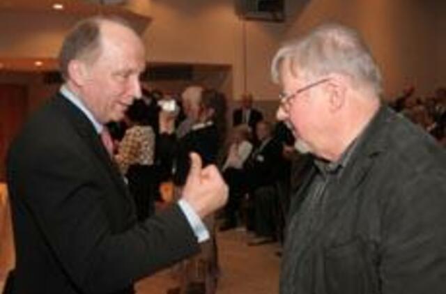 A. Kubiliui numatytas premjero, V. Landsbergiui - užsienio reikalų ministro postai