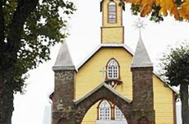 Viešvėnai: žiburių ir kasdienių darbų nušviesti