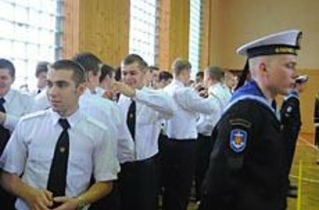 Pirmakursiai iškilmingai prisiekė jūrai