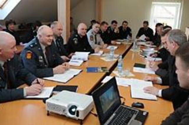 Eismo saugumas: bepročiai keliuose ir Dievo pagalba