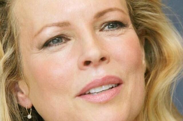 Kim Basinger: "Dabar jaunoms aktorėms sunkiau"