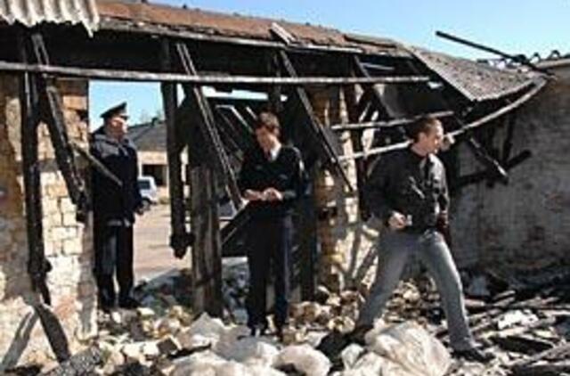 Apleista Klaipėda kvepia gaisrais