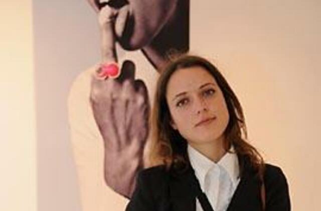 Masinio vartojimo principai - juvelyrių kūriniuose