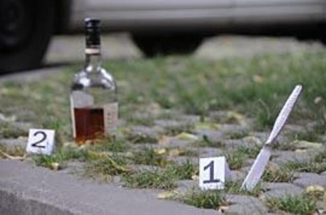 Tarp įtariamųjų - alkoholis