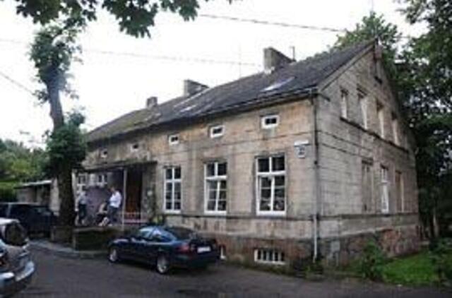 Dvarininko name griuvo lubos