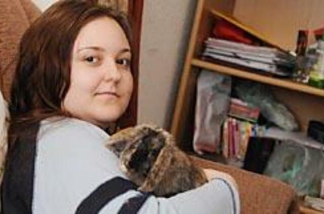 Kamelijai galime padėti