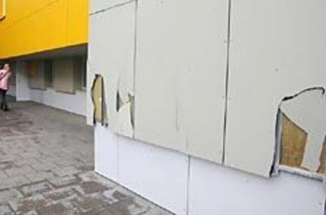 Darželį darko nebaudžiamas jaunimas