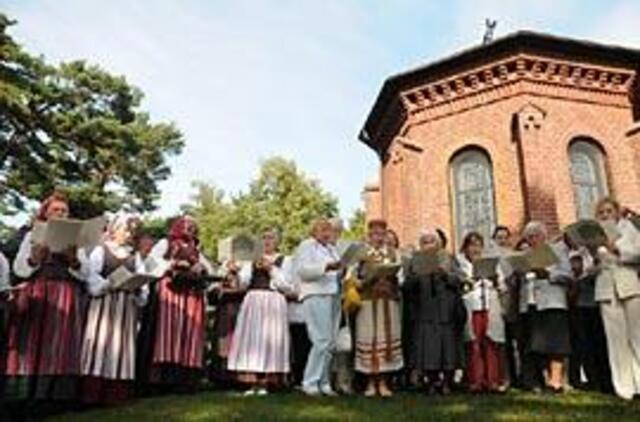 Ant Birutės kalno susitiko Birutės 