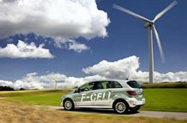 Frankfurtas bandys pervažiuoti krizę