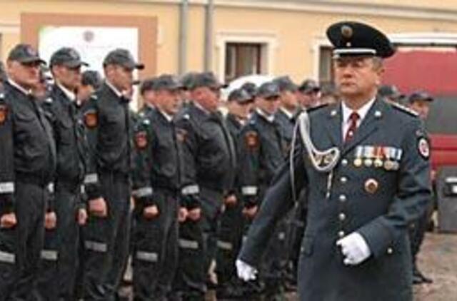 Policininkų šventę "pakrikštijo" lietus