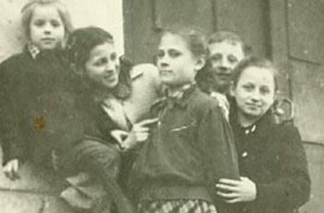 Klaipėdos akvarelės: namai ir žmonės (120) 