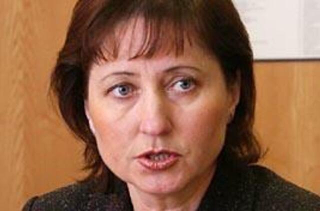 Pavardžių trumpinimo bumo nebus