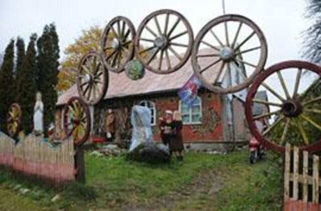 Vaičaičiai: sklidini šventumo ir giedros 