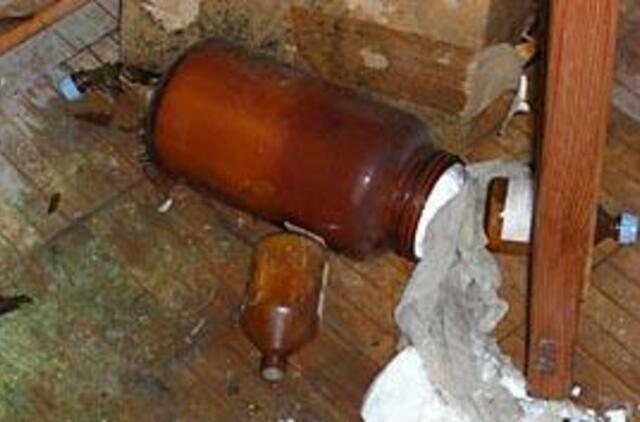 Seni vaistai - be priežiūros