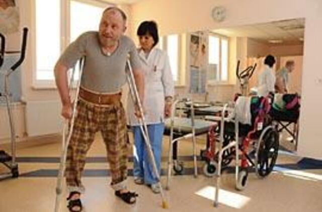 Su kojų protezais galima ir bėgioti