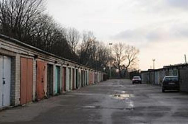 Garažai yra, bet nėra