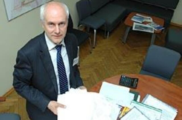 Vėl užkliuvo savivaldybės administracijos direktorius