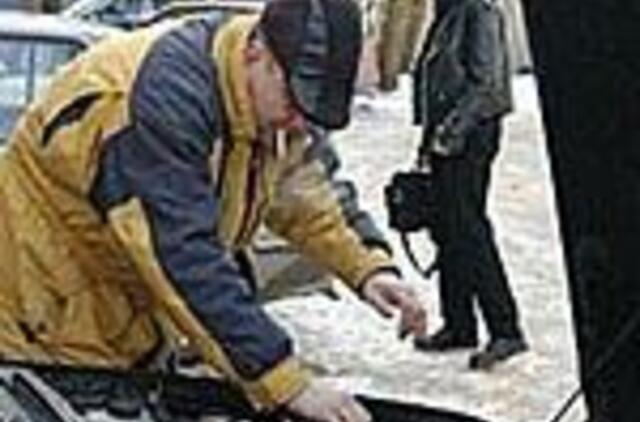 Akumuliatoriaus darbo kokybę lemia ir vairuotojo maršrutai 