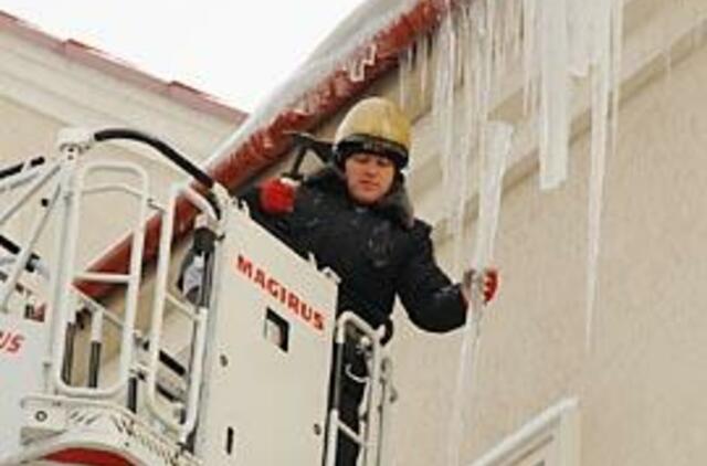 Sniegas suvienijo klaipėdiečius 