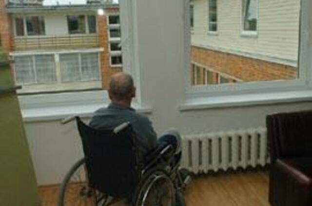 Neįgalieji tampa nepatogūs 