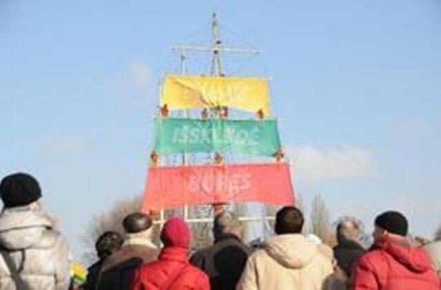 Klaipėda išskleidė laisvės bures