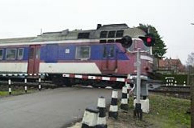 Traukiniai aplenks Girulius? 