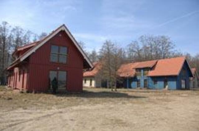 Neringos raukšles lygins buldozeriais