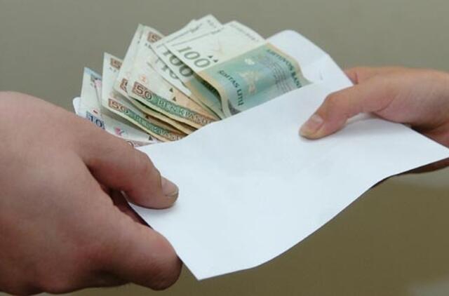 57 proc. įmonių naujiems darbuotojams siūlo tokį patį ir didesnį atlyginimą